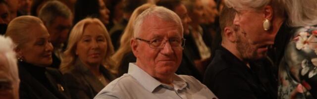 SRS: Ako policija za 48 sati ne ukloni barikade u Zemunu, ukloniće ih Šešelj sa srpskim četnicima