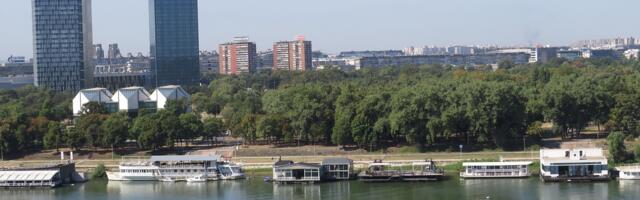 Vreme sutra: Promenljivo oblačno, sa kišom i umerenim vetrom