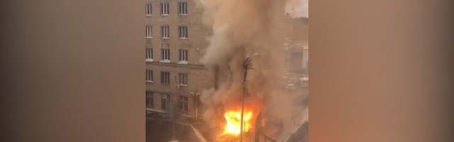Zapalila se bolnica, pa eksplodirale boce sa kiseonikom (VIDEO)
