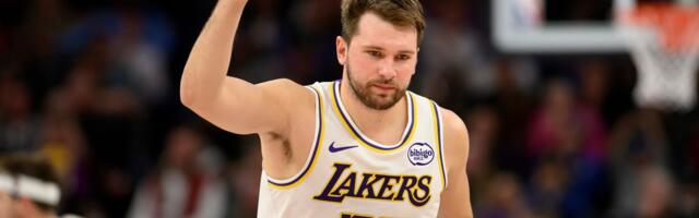 Magija Dončića u derbiju Los Anđelesa! Luka "spakovao" 24 poena u 1/4, pa stao na korak od tripl-dabla