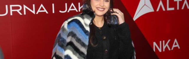 (VIDEO) ISPLIVAO NOVI SNIMAK NADICE ADEMOV Evo šta je uradila NAKON što je saopštila da neće pevati, internet izgoreo zbog ovoga!