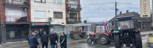 Deveti dan bokade poljoprivrednika u Rači