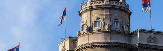 Vučić najavio smanjenje Vlade: Da li je ovo signal da izbora neće biti?