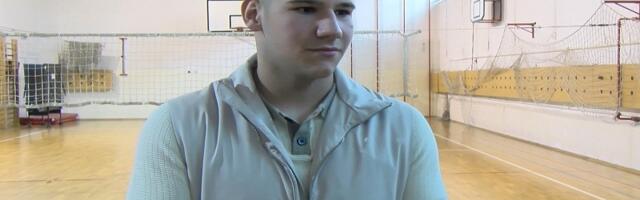 Mladi šampion pobeđuje i u ringu i u školi