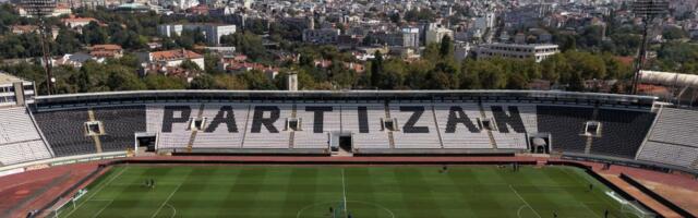 IPAK NIŠTA OD SUTRAŠNJEG VEČITOG DERBIJA?! Huligani unakazili Partizanov teren, nemoguće je igrati u onakvim uslovima! (FOTO)