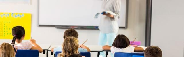 Vučić najavio skraćivanje časova! Ministar: Cilj je razviti patriotrsku vrlinu