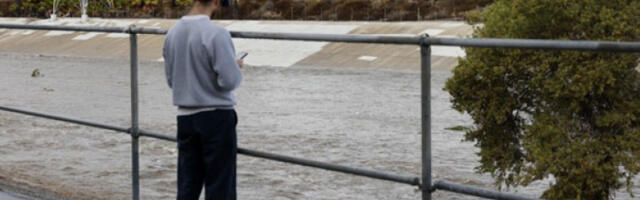 У Калифорнији на снази упозорења због поплава и лавина, троје мртвих