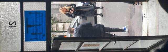 "IMAM NOVCA DA NE MORAM DA PEVAM" Pevačica otkrila zašto se povukla sa estrade i od čega živi