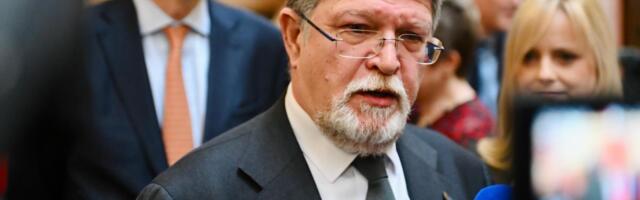 "TEK NAKON PRVOG SASTANKA IH JE DOVOLJNO BILO SRAMOTA" Brnabić o Piculi u Skupštini i izložbi o Jasenovcu - Prvo su ušli u hodnik, ali onda im je bilo glupo