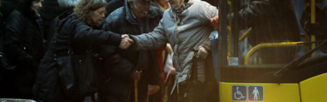 Радови у Крушевачкој улици мењају путању четири линије градског превоза