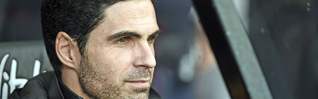 Arteta vezuje defanzivca!