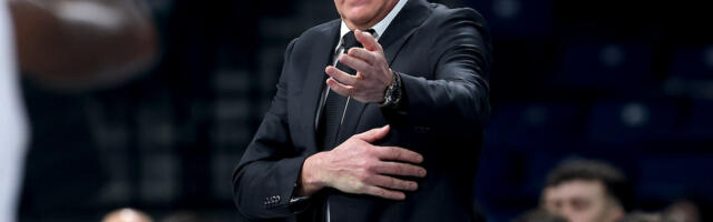 ŽELJKO OBRADOVIĆ SE POŽALIO: „Imali smo osam igrača van tima!“