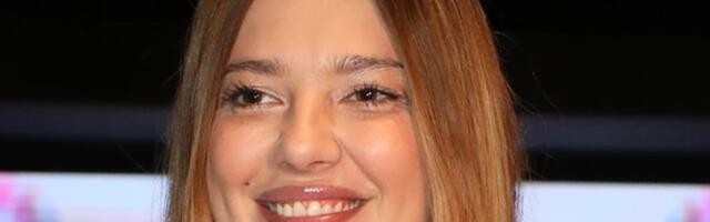 "Niko kao ti, ponosan na tebe..." Kija Kockar je operisana, a u bolničku sobu joj je stigao buket cveća