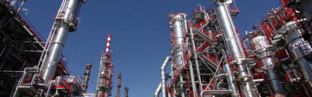 OGLASIO SE NIS O RAFINERIJI U PANČEVU: Nafte ima da radi do kraja februara!