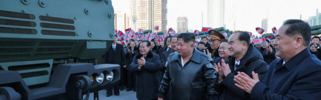 Ким Џонг Ун надгледао тестирање новог борбеног тенка са 100% ефикасношћу активне заштите