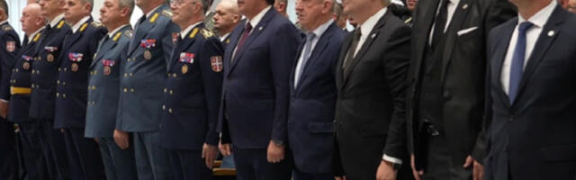 Mинистар одбране Братислав Гашић уручио одликовања