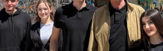 Knjige, muzika i humanost u dvorištu leskovačke Gimnazije