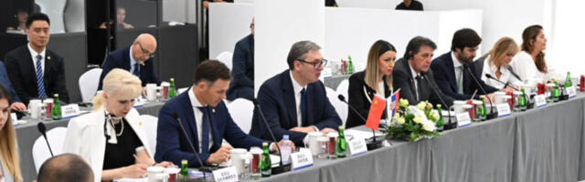 Вучић: Србија прва у Европи почиње производњу хуманоидних робота