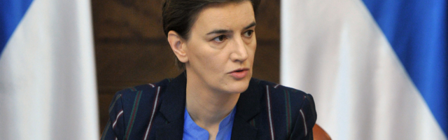 Бурне реакције јавности због Десанке Максимовић, огласила се и Ана Брнабић
