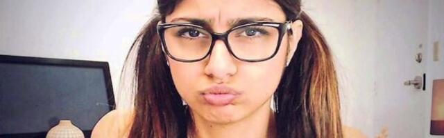 Mia Kalifa razvaljena u kadi !?!