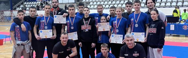 Kik boks klub Radnički Kragujevac četvrti u konkurenciji svih klubova Srbije