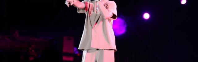 Da li je Devitov koncert u Skoplju dokaz da rekordni pregledi na platformama zapravo malo znače u stvarnosti?