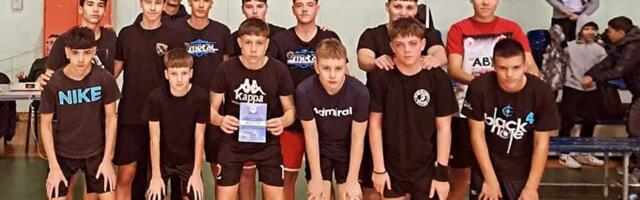 U OŠ „Petar Petrović Njegoš“ stasavaju nove generacije rukometaša i rukometašica