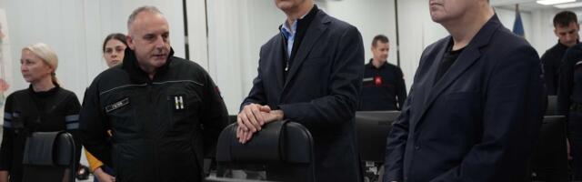 Premijer Macut i ministar Dačić obišli Sektor za vanredne situacije: Svi kapaciteti su u pripravnosti