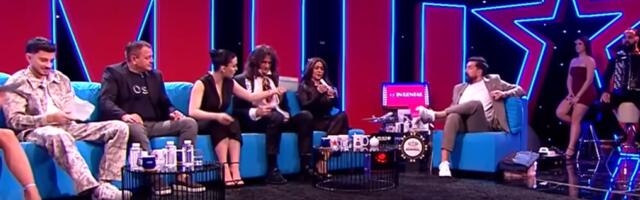 Pevaču baba plela gaće - Svi mu se smejali, a sad ima milione: "Porodici sam bio teret"