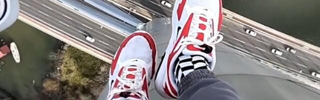 Opasan TikTok trend: Mladi se penju na vrh Mosta na Adi i snimaju izazove