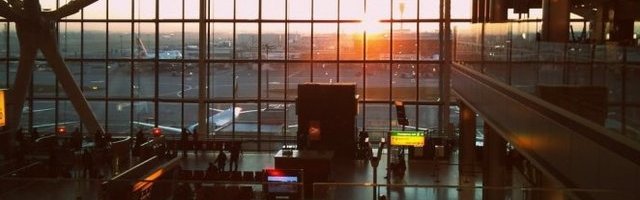 PRVI PUT NA AERODROMU! Nije se baš snašao! (Video)