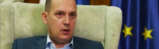 I DANCI DOŠLI U SRBIJU DA IH NAUČIMO "ČUDU"! Ministar Lončar im objasnio kako smo postala vodeća zemlja po stopi vakcinacije!