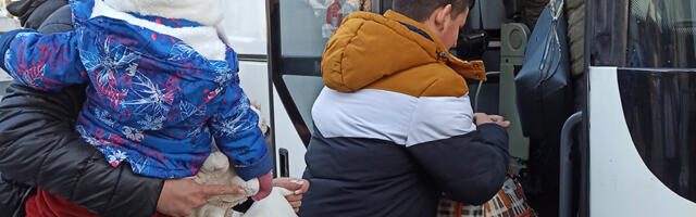 U organizaciji Gradske opštine Medijana, 27-oro dece i 14 hranitelja, otputovalo je na odmor na Zlatibor.