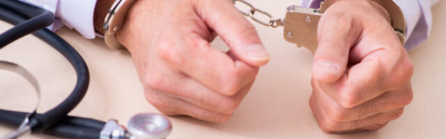 SKANDAL U BOLNICI: Medicinski tehničar imao tajnu intimnu vezu sa pacijentkinjom! Morala da ćuti o svemu i briše poruke u telefonu