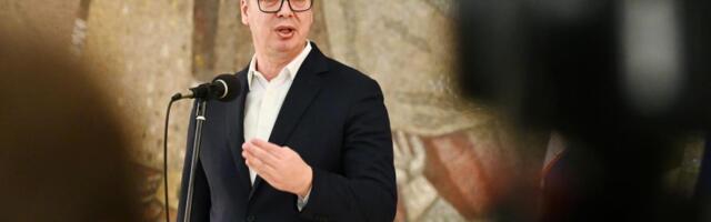 "SEBI ŽELIM NEŠTO ČUDNO" Vučić čestitao građanima praznike pa otkrio svoju novogodišnju želju: "Da nikada ne pomisle da sam dovoljno slab da bih tražio povez!"