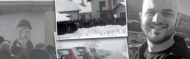 ''Otišao je da zaradi, vraća se u sanduku'': Potresne scene u domu Stefana Ivanovića, prolamaju se jecaji (FOTO/VIDEO)