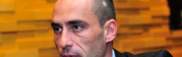 Aleksandar POLA GODINE BEZ INTIMNIH ODNOSA! Nekadašnji političar poručio: "Doneo sam odluku!"