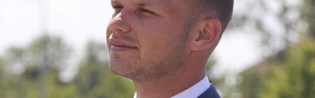 Stanivuković zadržan na granici s Hrvatskom: Kazna od 700 evra zbog nedavnog govora