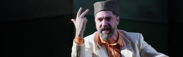 Poklon vredan hiljade evra završio kod Nenada Jezdića: Glumac uči harmoniku za novu ulogu