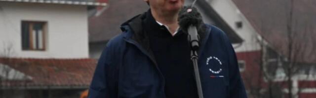 Vučić najavio novo i značajno povećanje penzija