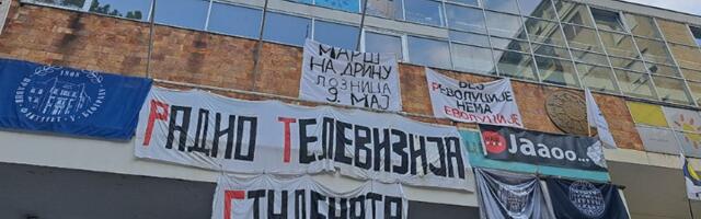 Studenti su blokadom RTS pomogli Vučiću! (VIDEO)