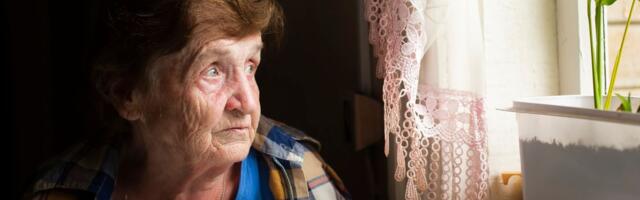 Zašto vaša baka sve više ćuti? Nije da nema šta da kaže - već je naučila kome vredi pričati