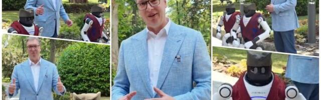VUČIĆ PREDSTAVIO MILUTINA I DRAGUTINA! Predsednik sa robotima u srpskim nošnjama pozvao građane na veliki skup: Da pokažemo svima šta je budućnost (VIDEO)