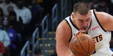 Udario je Jokića mučki, s leđa... Kako je ovaj preživeo? (VIDEO)