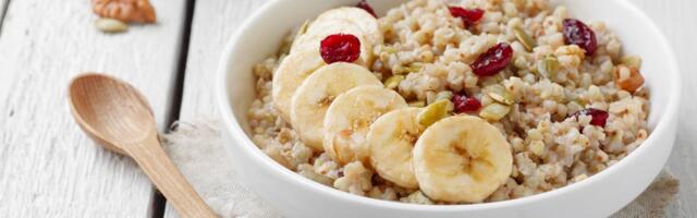 Da li je bolji doručak sa proteinima ili ugljenim hidratima? Stručnjaci otkrivaju šta je idealno za jutro