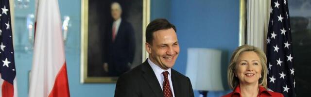 Sikorski se javno zahvalio Americi što je uništila Severni tok