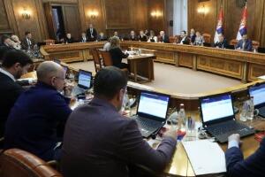 Влада планирала 2,2 милијарде динара помоћи произвођачима сунцокрета