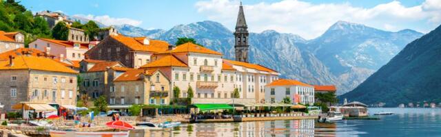 NEVEROVATNO VREME U CRNOJ GORI, KUPAČI U MORU KAO USRED LETA Ovakvu prognozu na Jadranu niko nije očekivao, ali sledi nagli preokret