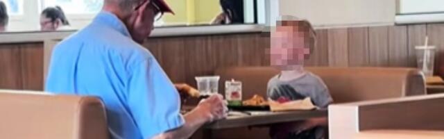 Potez dečaka vredan divljenja i suza: Ugledao je starca da jede sam u Mekdonaldsu, a onda...
