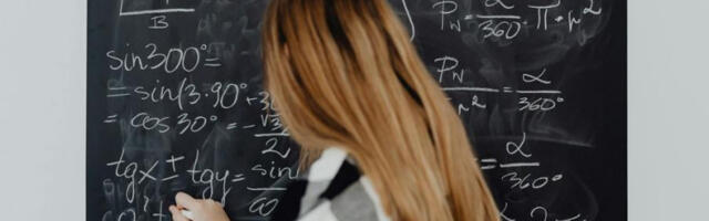 Јаз између дечака и девојчица у знању математике поново се повећава